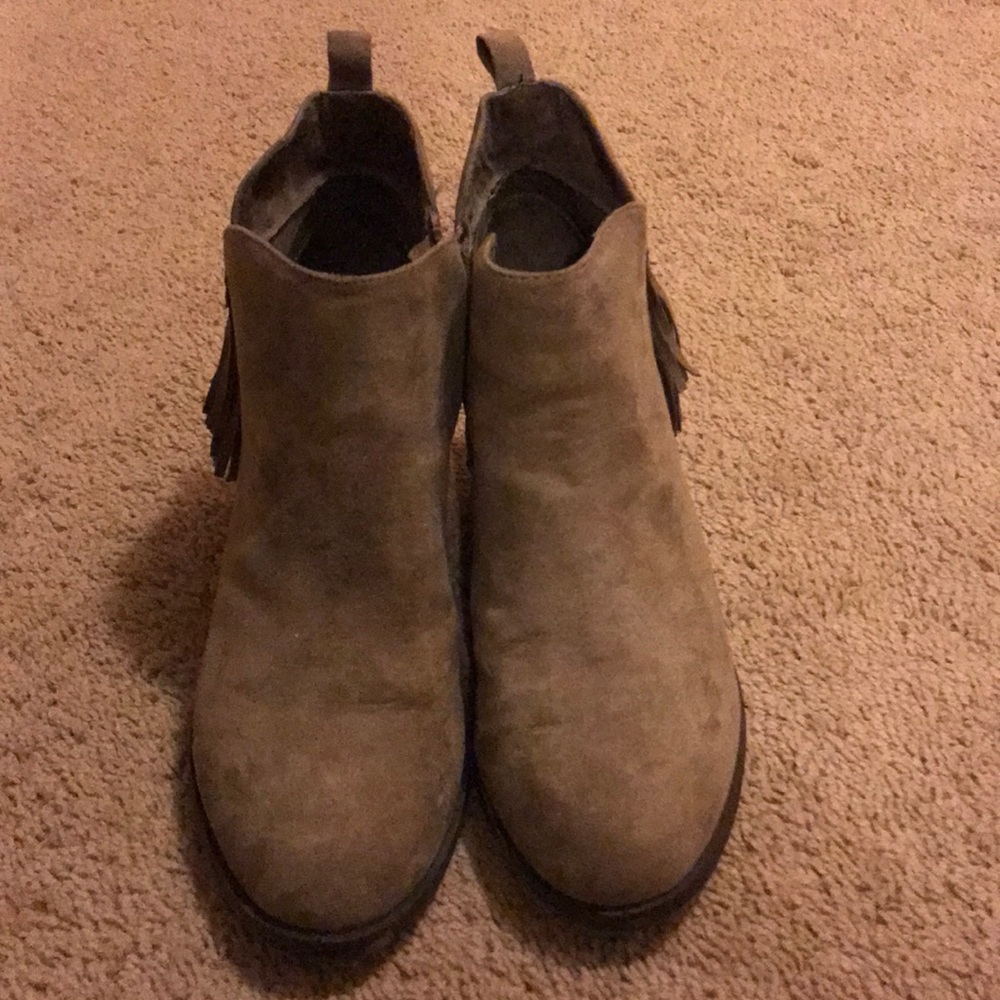 Boots - Picture 2 of 2